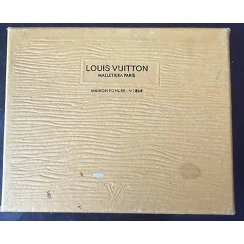 Men's Foldable Wallet LV Emblem - Damaged